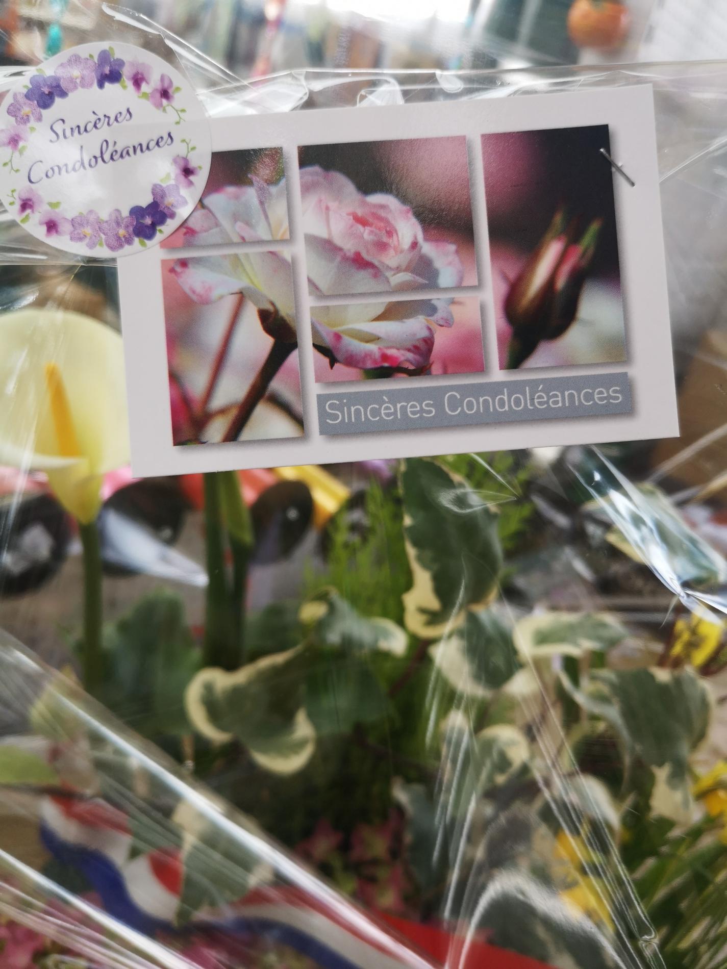 💐 Compositions florales deuil et cimetière