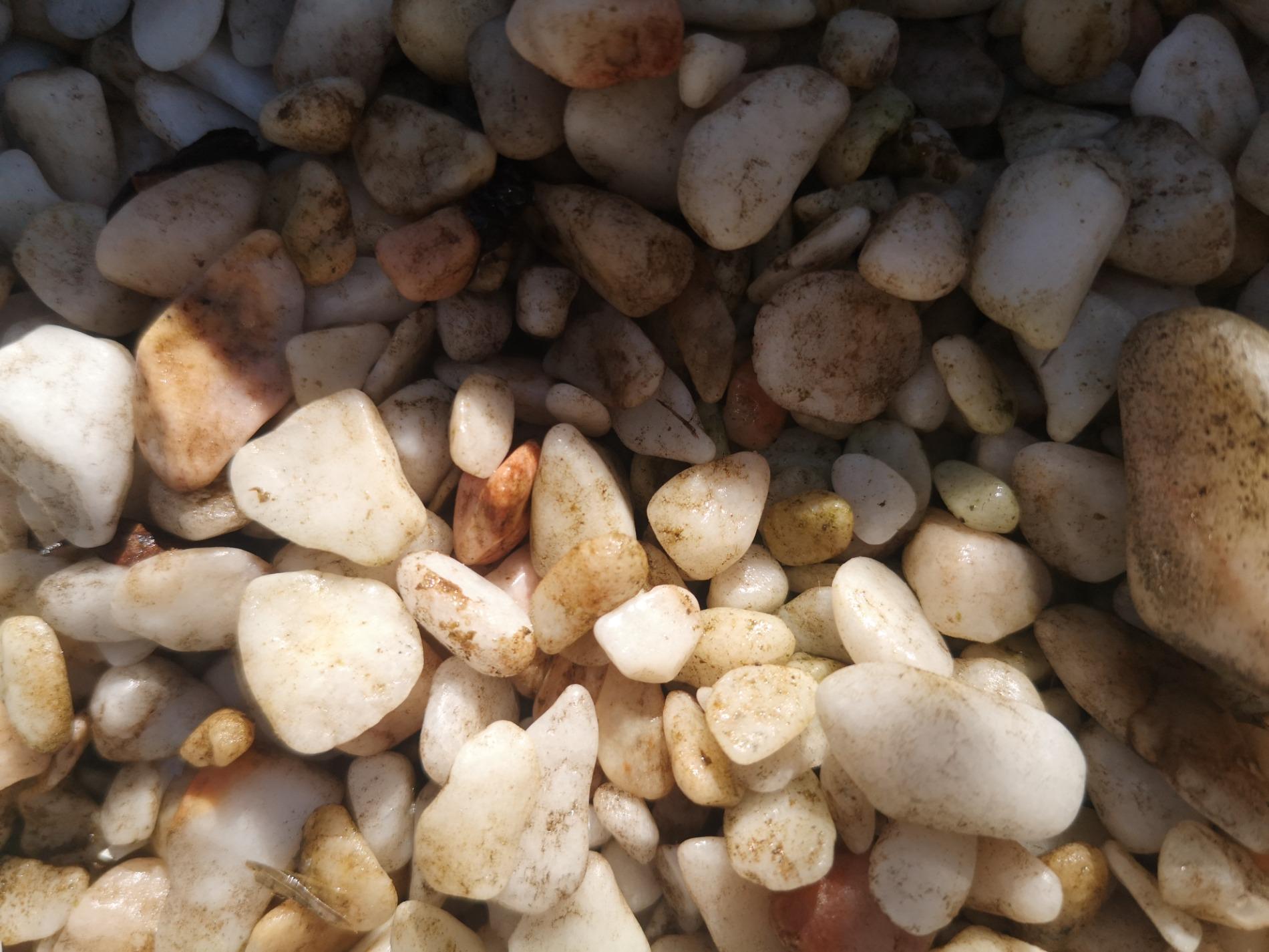 Gravier marbre rose roulé 7/15