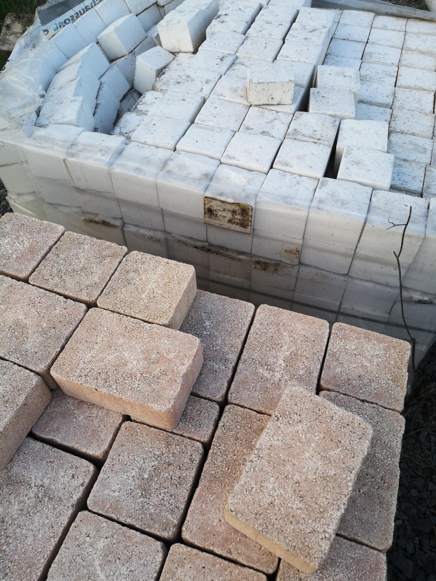 🪨 Graviers décoratifs & autres matériaux